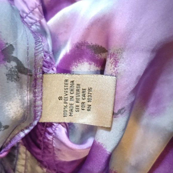Signature by Larry Levine Purple Patterned Elastic Waist Top Size S - Picture 4 of 5
